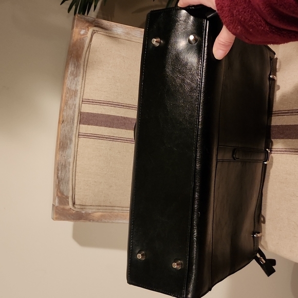 Briefcase - Picture 3 of 7